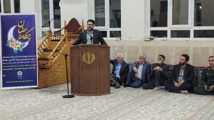 شب شعر «چکامهی رمضان» ویژهی بهار قرآن در مساجد منتخب مازندران برگزار شد