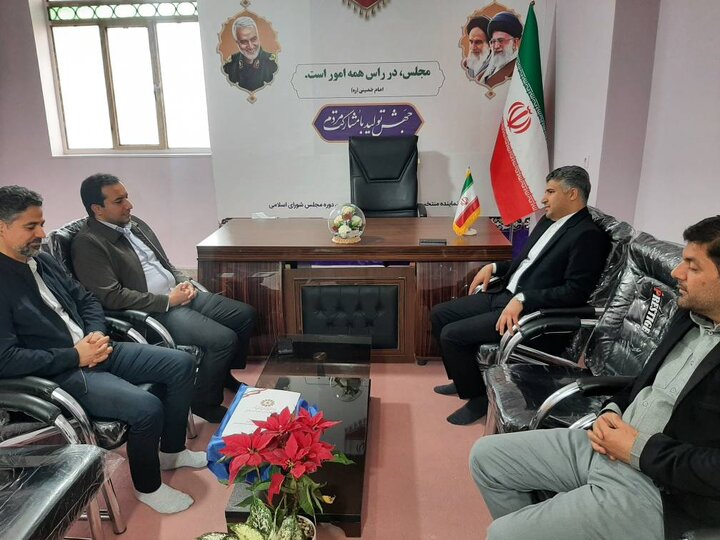 از طرح اصلاح قانون تأسیس نهاد کتابخانهها حمایت خواهیم کرد