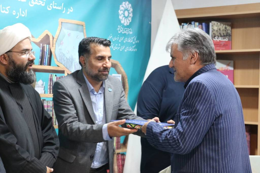 حال خوب مردم از مسیر کتابخانههای عمومی میگذرد