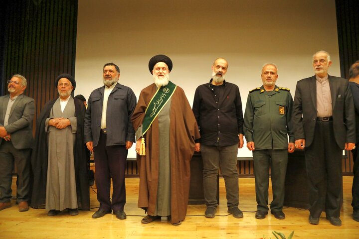 اعمال انسان بدون پذیرش عملی ولایت هیچ ارزشی ندارد