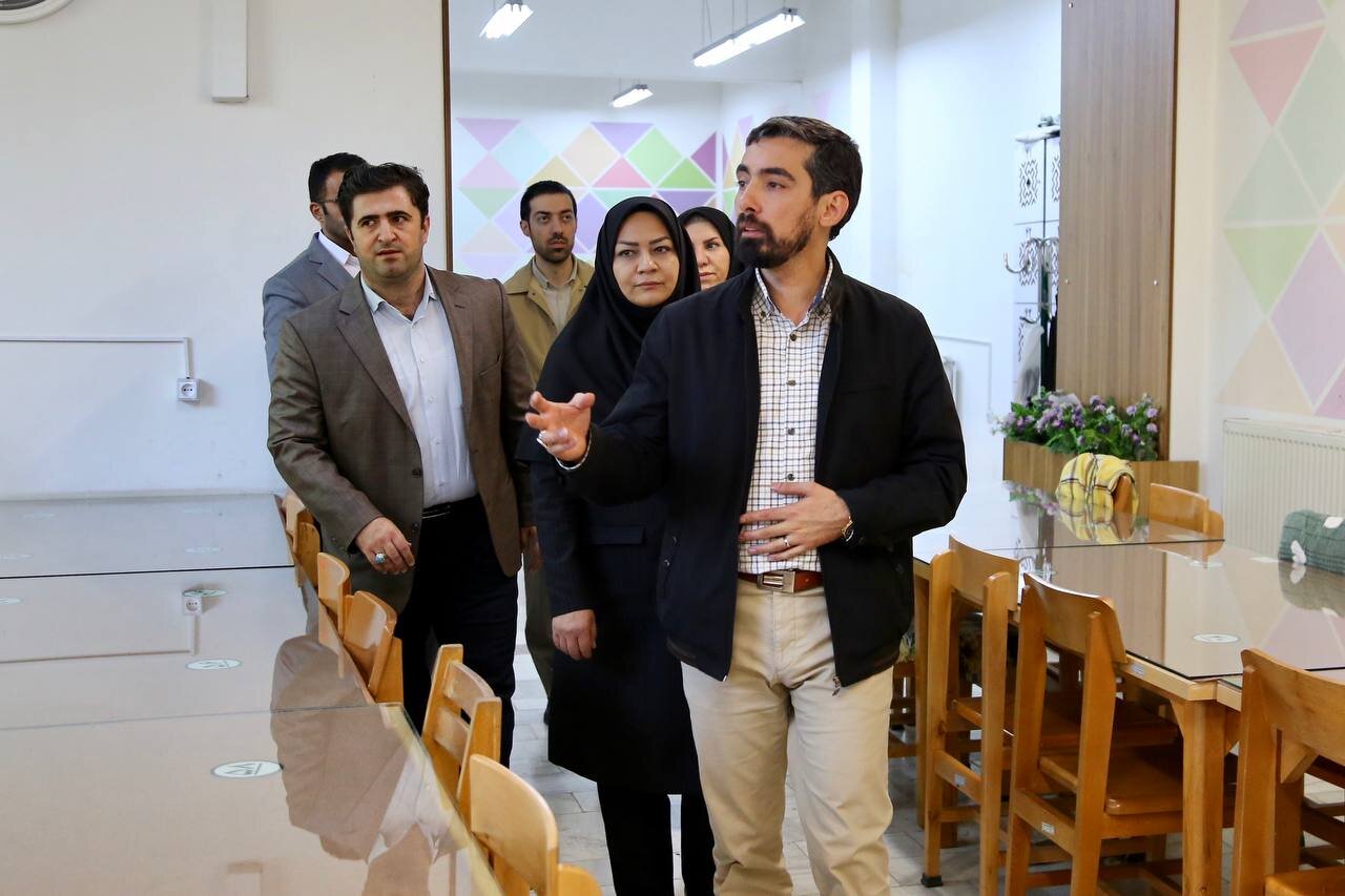 از نشست با کتابداران تا دیدار با مسئولان برای کاهش شهرهای فاقدکتابخانه