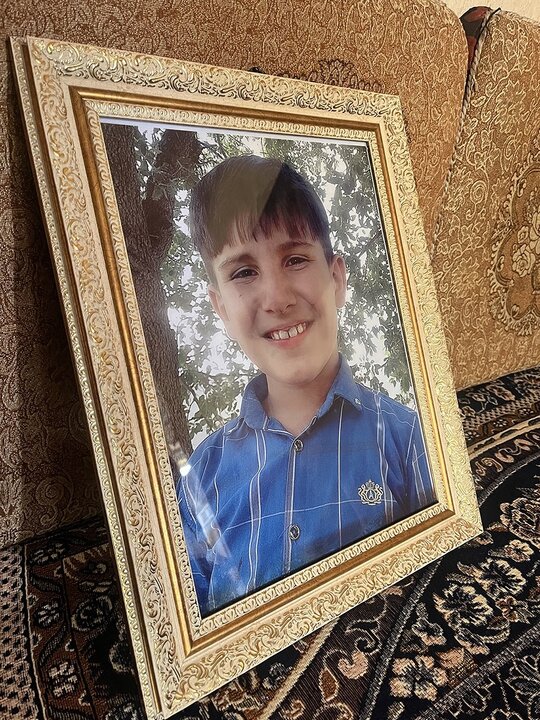 دیدار مدیرکل کتابخانههای عمومی استان با خانواده عضو نوجوان درگذشته کتابخانه شهید سلیمانی ایلام