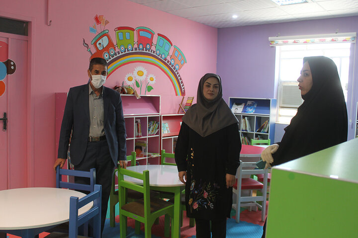 بازدید مدیرکل کتابخانه های عمومی ایلام از کتابخانه های عمومی درهشهر