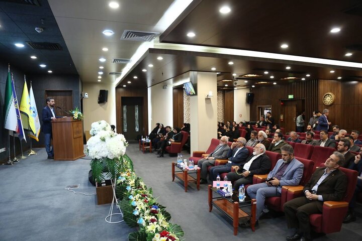 امکان دسترسی آسان و عادلانه به خدمات از مزیتهای شبکه کتابخانههای عمومی است