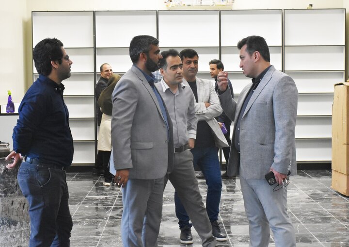 بازدید مدیرانکل نهاد از آخرین مراحل بازسازی کتابخانه شهید آیت الله دستغیب