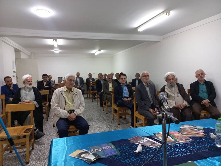 کتاب «یاد ایام» در کتابخانه آیتالله روحانی بابل رونمایی شد