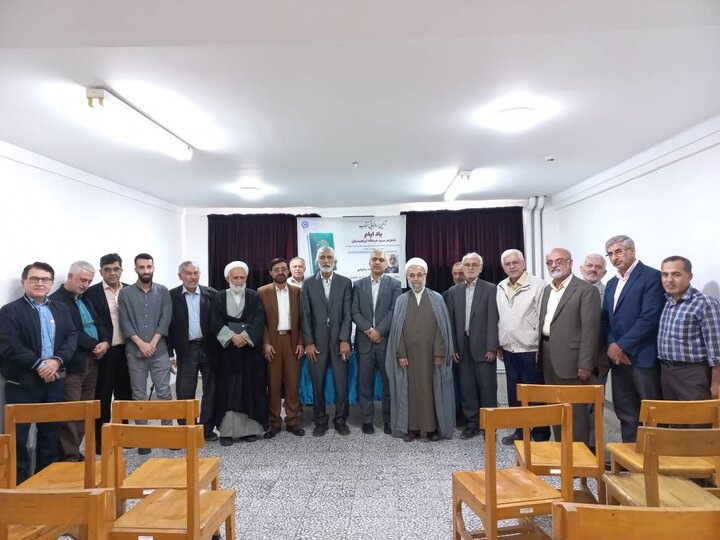 کتاب «یاد ایام» در کتابخانه آیتالله روحانی بابل رونمایی شد