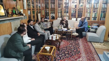 دیدار با استاد مجاهدی زلال قریحه