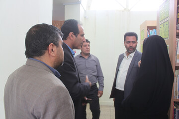 بازدید مدیرکل کتابخانه های عمومی استان ایلام از کتابخانه های عمومی شهرستان دهلران