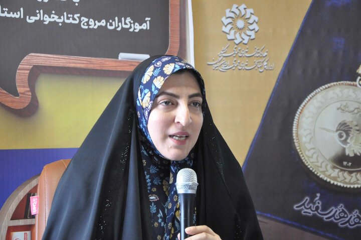 دومین نشست هم اندیشی «از مدرسه تا کتابخانه» در رشت برگزار شد
