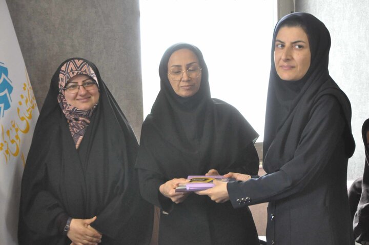 دومین نشست هم اندیشی «از مدرسه تا کتابخانه» در رشت برگزار شد