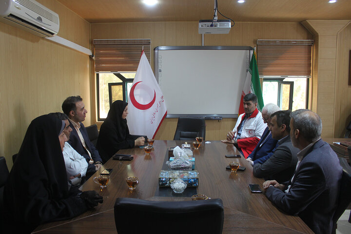 دیدار مدیران کل کتابخانههای عمومی و جمعیت هلال احمر استان ایلام