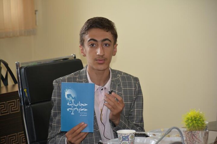 ویژه برنامه خاطره بازی برگزار شد 