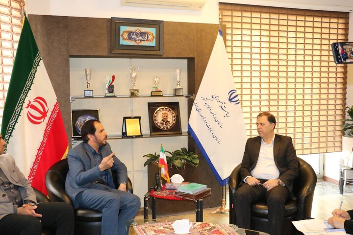 دیدار مدیرکل کتابخانههای عمومی و رئیس سازمان مدیریت و برنامهریزی استان کرمان