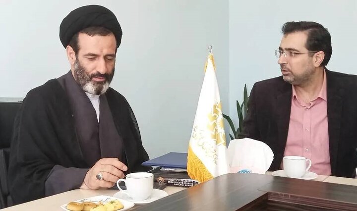 حامی طرحها و برنامههای نهاد کتابخانههای عمومی کشور خواهم بود