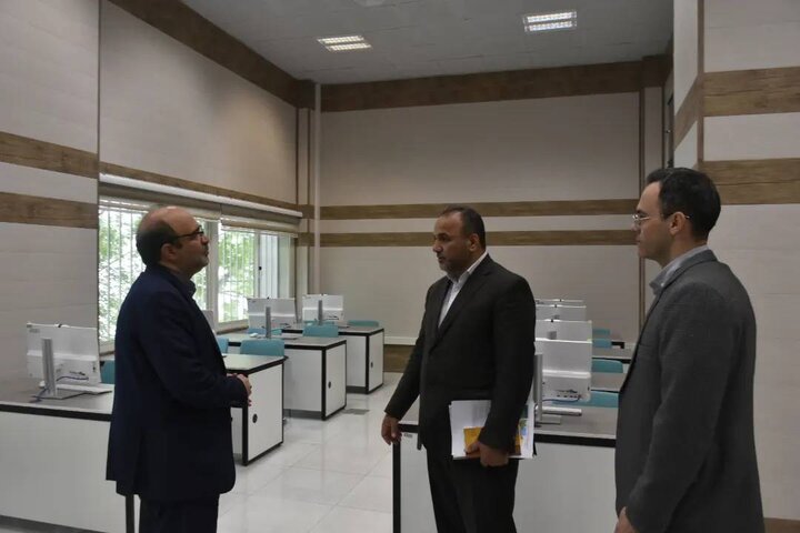 تحول ایجاد شده در بخشها و خدمات کتابخانههای عمومی شگفتانگیز و قابل تقدیر است