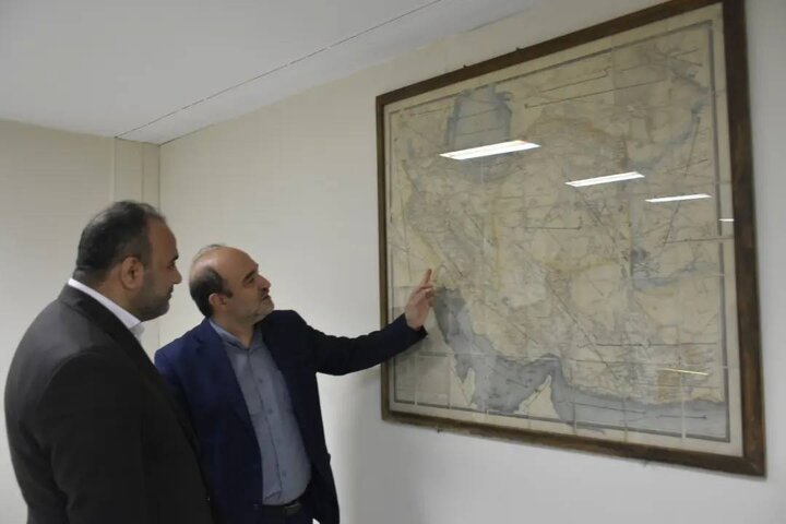 تحول ایجاد شده در بخشها و خدمات کتابخانههای عمومی شگفتانگیز و قابل تقدیر است