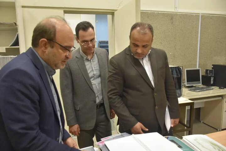 تحول ایجاد شده در بخشها و خدمات کتابخانههای عمومی شگفتانگیز و قابل تقدیر است