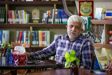 محفل ادبی  و گپ و گفت با گلعلی بابایی، نویسنده کتاب در غرفه نهاد در نمایشگاه کتاب تهران