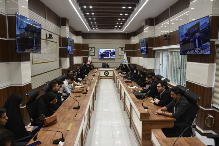 زبان هنر موفقترین شیوه انتقال ارزشها و مفاهیم است