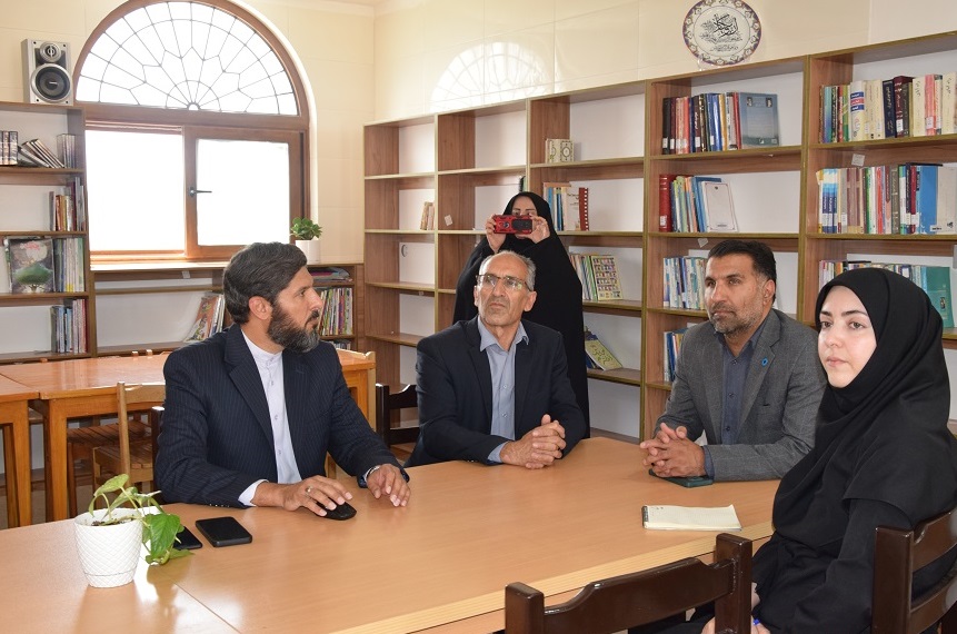 سرپرست ادارهکل کتابخانههای عمومی خراسان رضوی از کتابخانههای گناباد بازدید کرد
