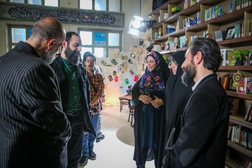 رونمایی از کتاب «مردی با آرزوهای دروبرد» در غرفه نهاد در نمایشگاه کتاب تهران