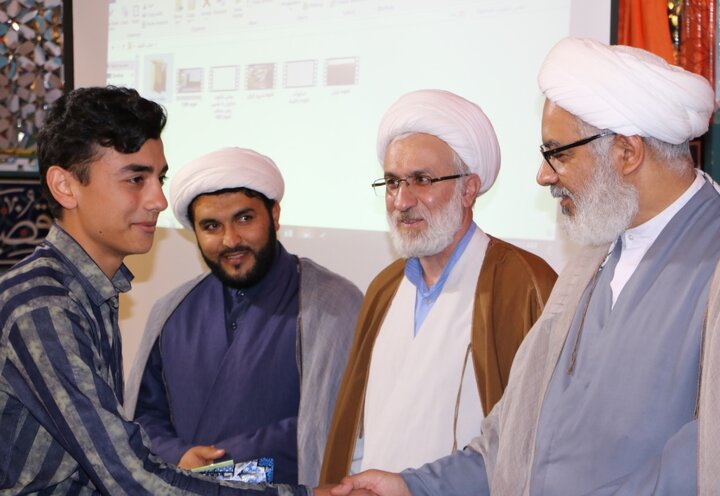 جشن تکلیف فرزندان کارکنان ادارهکل کتابخانههای عمومی خراسان شمالی برگزار شد