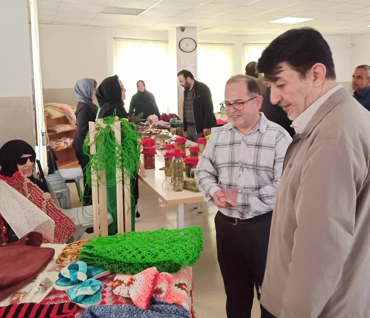 نمایشگاه «توانمندیهای هنری بانوان کارآفرین و صنایع دستی» در شهرستان خوی برپا شد