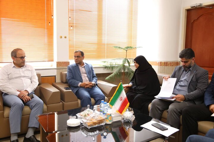 مدیرکل کتابخانههای عمومی مازندران با رئیس سازمان مدیریت و برنامهریزی استان دیدار کرد