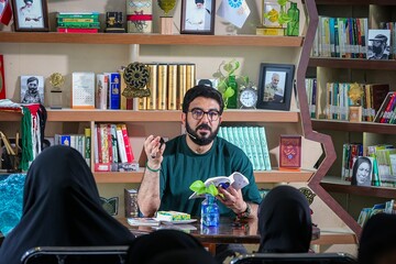 نشست گپ‌وگفتی با «حامد عسگری» نویسنده و شاعر