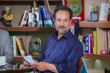 محفل ادبی شاهنامه خوانی و نقالی خوانی به مناسبت روز بزرگداشت فردوسی در غرفه نهاد