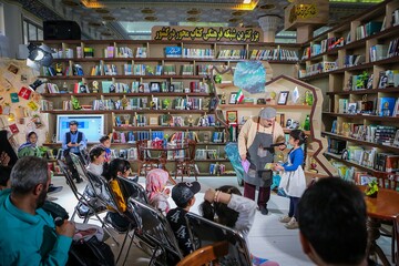 غرفه نهاد کتابخانه‌های عمومی کشور در هفتمین روز از نمایشگاه کتاب تهران