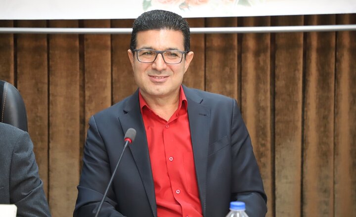 «از سیاحت در یک حماسه» چالشی برای آرای شاهنامهپژوهان