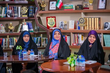 غرفه نهاد کتابخانههای عمومی کشور در هشتمین روز از نمایشگاه کتاب تهران