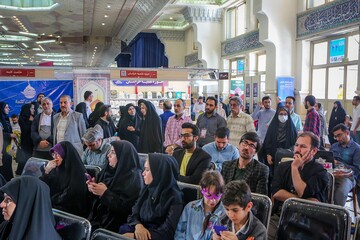 محفل ادبی ایران در شعر بین‌الملل و حماسه یمن»