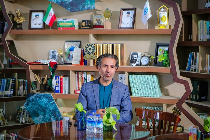 کاریکاتور؛ هنری فرهنگی و رسانهای قدرتمند