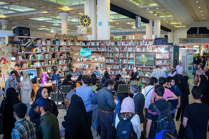 کاریکاتور؛ هنری فرهنگی و رسانهای قدرتمند