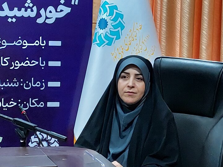 نشست ادبی «خورشید فروزان، ماه تابان» در آذربایجانغربی برگزار شد