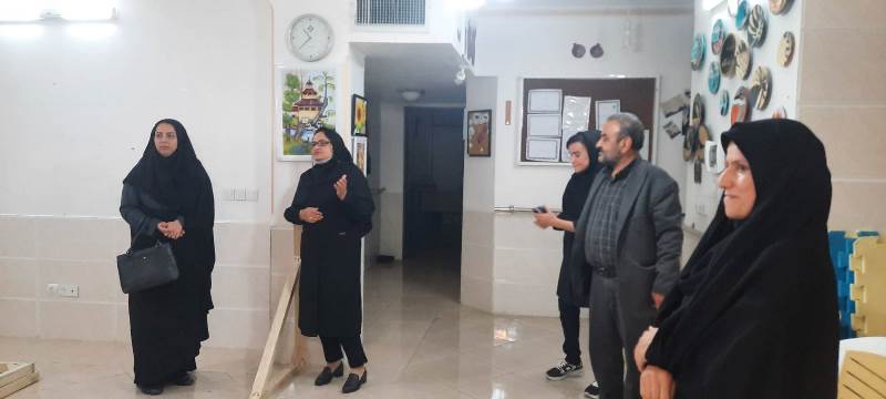 بازدید کتابداران دامغانی از مرکز توانبخشی معلولین دختران حضرت فاطمه(س)