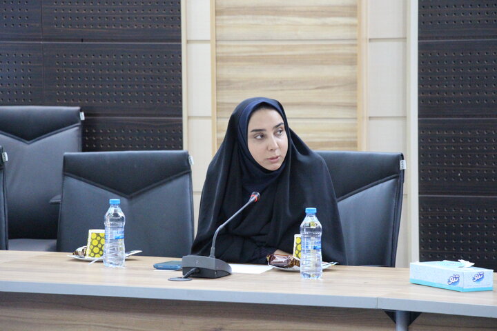 نقشآفرینی کتابخانههای عمومی به عنوان حلقه اطلاعاتی در زیستبوم کسبوکار