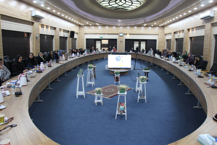 نقشآفرینی کتابخانههای عمومی به عنوان حلقه اطلاعاتی در زیستبوم کسبوکار