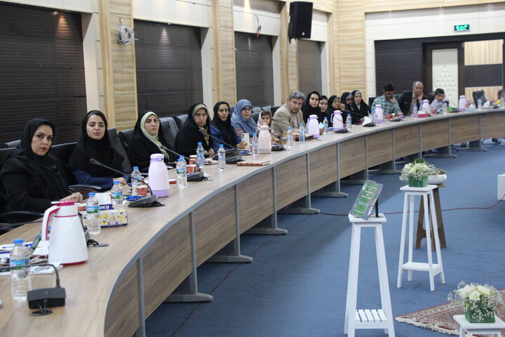 نقشآفرینی کتابخانههای عمومی به عنوان حلقه اطلاعاتی در زیستبوم کسبوکار