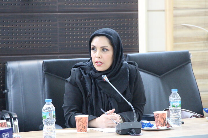 نقشآفرینی کتابخانههای عمومی به عنوان حلقه اطلاعاتی در زیستبوم کسبوکار