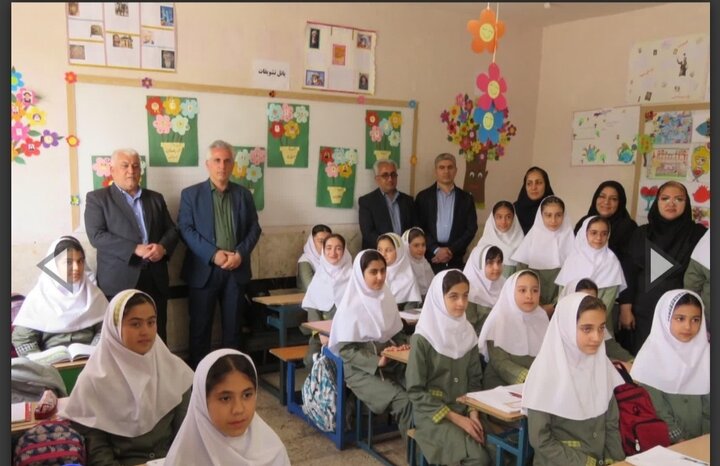 ویژهبرنامه دهه کرامت در شهرستان مهاباد برگزار شد