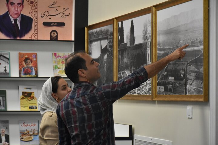 صف شیرازیها برای عضویت در کتابخانه شهید دستغیب/ ثبتنام ۱۲۰۰ نفر در ۵ روز کاری