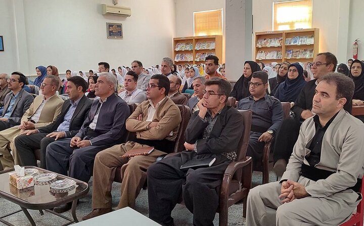 آیین اختتامیه طرح مدرسه و هنر آموزش در کتابخانه(مهاک) برگزار شد