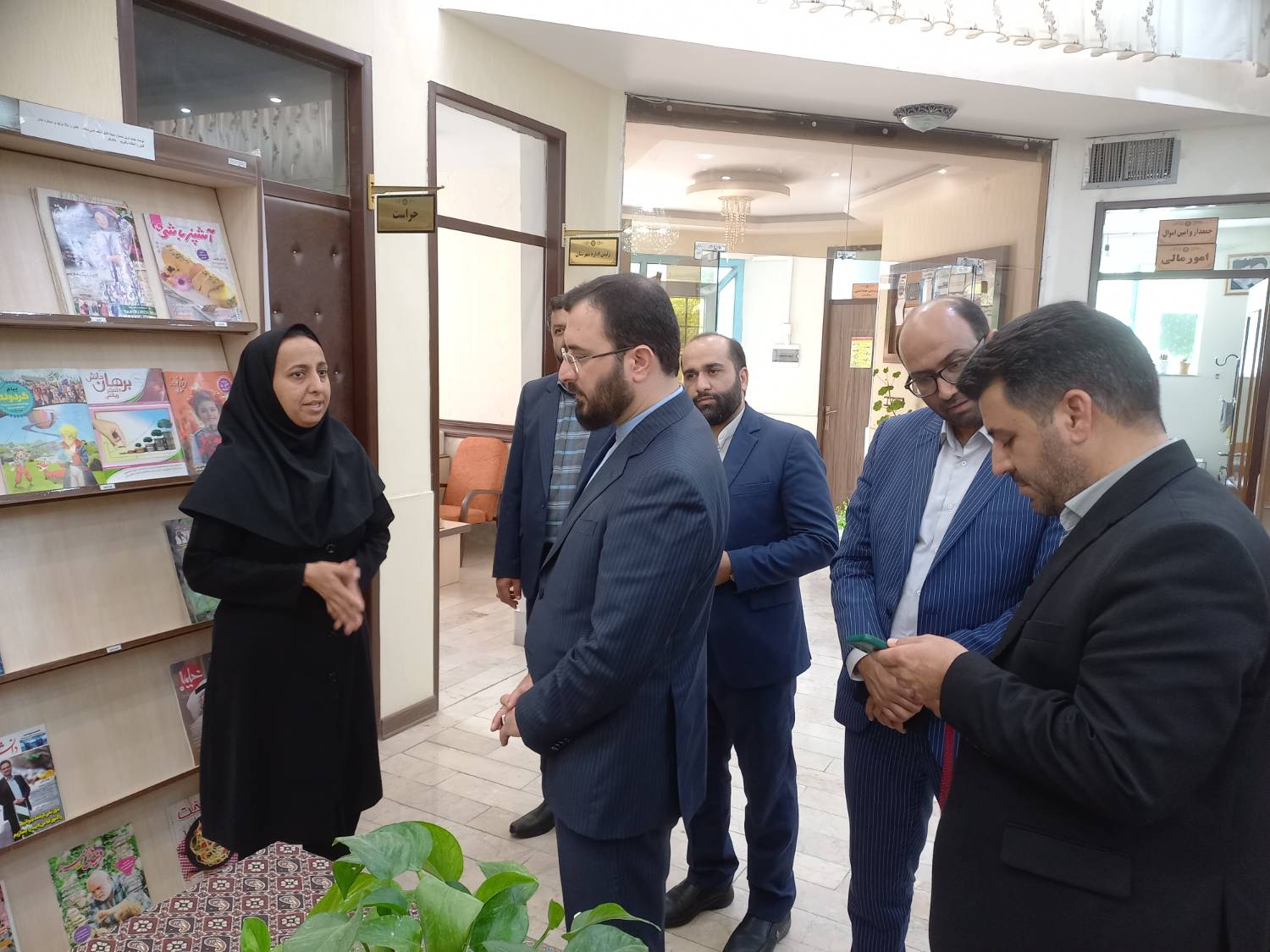 بازدید جانشین وزیر فرهنگ و ارشاد اسلامی از کتابخانه محمدتقی کریمپور بیرجند