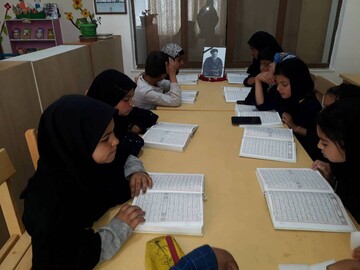 فضاسازی کتابخانه های عمومی استان کرمان به مناسبت شهادت رئیس جمهور