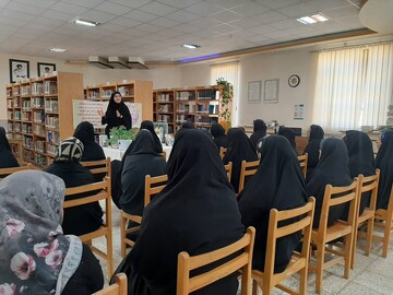 کارگاه‌ «ایران جوان بمان» در کتابخانه عمومی شهدای حصار و فر