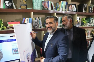 غرفه نهاد کتابخانه‌های عمومی کشور در نهمین روز سی و پنجمین دوره نمایشگاه بین‌المللی کتاب